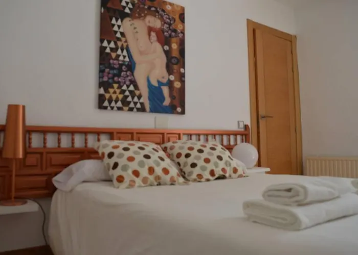 Turistico Faro De Luno 公寓