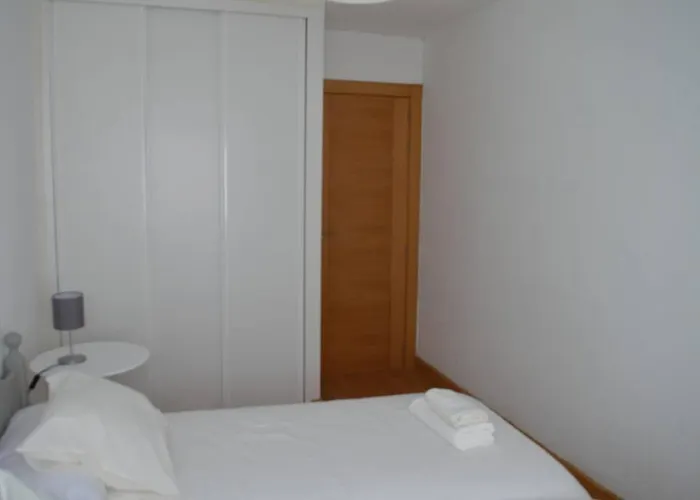 Turistico Faro De Luno * 圣维森特-德拉巴尔克拉