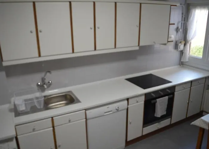 Turistico Faro De Luno * 圣维森特-德拉巴尔克拉